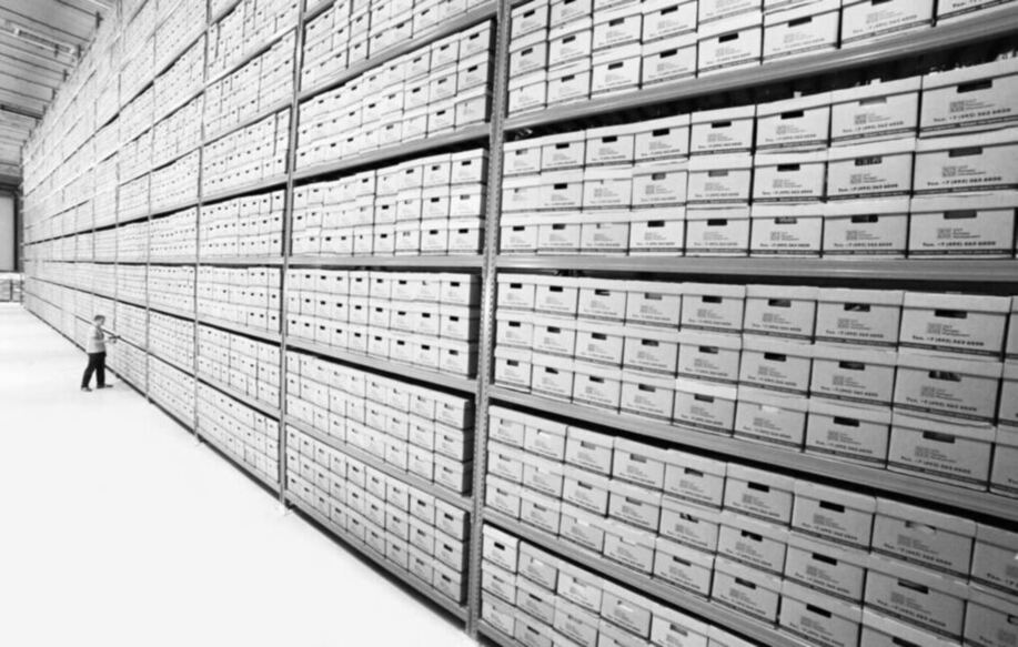 Effortless Documentation with dbt: Streamlining Data Warehouse Documentation